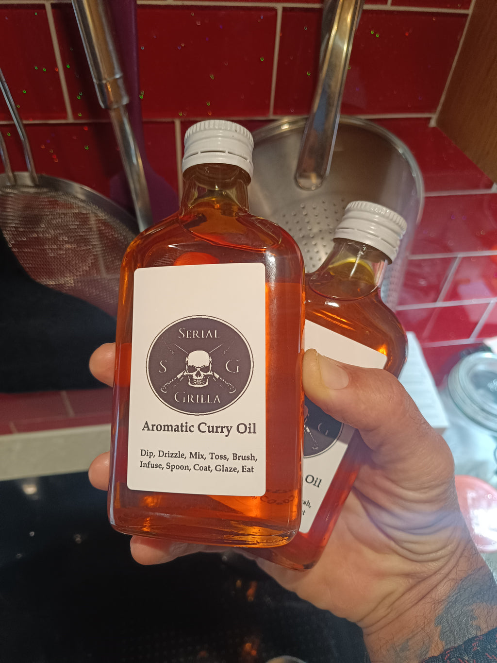 Serial Grilla Small-Batch Golden Curry Oil